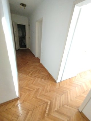 Градски Ѕид Анекс 131 м2 се продава кај Гранд Ривер изнад Тинекс