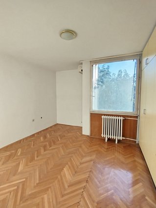 Градски Ѕид Анекс 131 м2 се продава кај Гранд Ривер изнад Тинекс