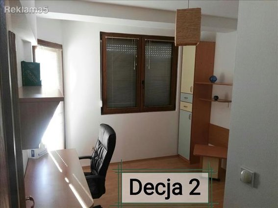 Ретка понуда и реална цена: Просторен 4-собен стан во Црниче