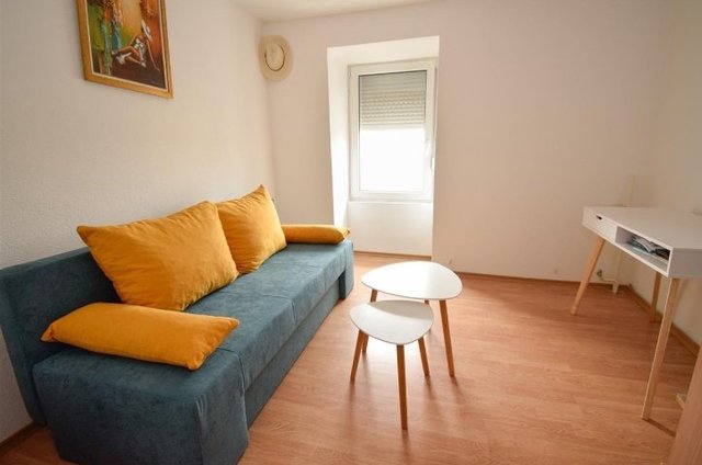 Се продава стан во Дебар Маало