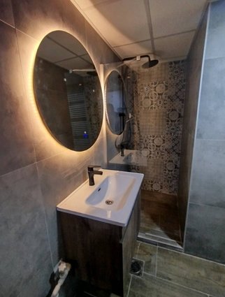 Се продава стан во Дебар Маало