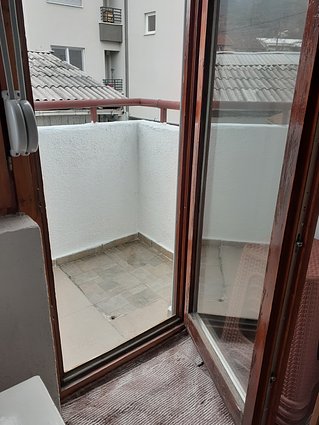 SE IZDAVA GARSONIERA VO KOZLE