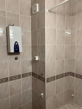 КОД.2028 СЕ ПРОДАВА трособен стан карши Веро -Тафталиџе-Козле