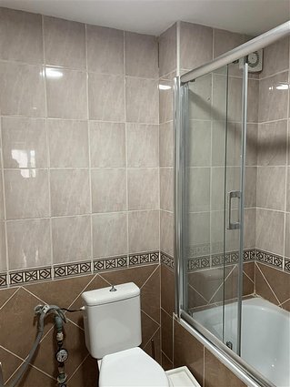 КОД.2028 СЕ ПРОДАВА трособен стан карши Веро -Тафталиџе-Козле