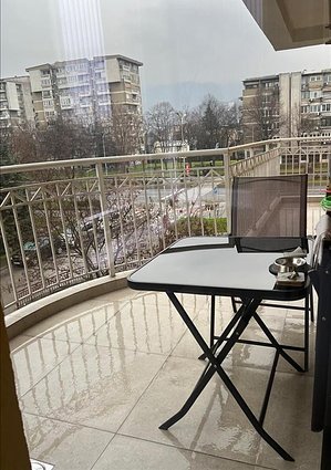 KOD.2057 SE PRODAVA super svetol otvoren stan vo Karpos 4