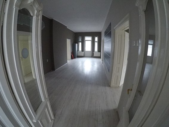 „Премиум понуда за канцелариски простор - Боемска улица, Дебар Маало (120 м2)“