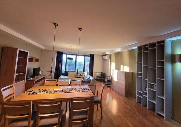 KOD.2078 IZDAVAME LUX vo kompleks Panoramika-Vodno