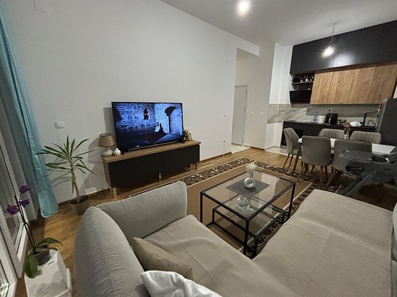 SE PRODAVA NOV OPREMEN STAN VO PETROVEC 2025 