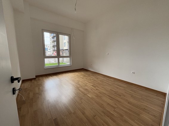 SE PRODAVA NOV OPREMEN STAN VO PETROVEC 2025 