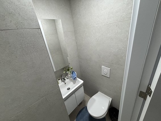 SE PRODAVA NOV OPREMEN STAN VO PETROVEC 2025 