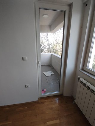 Kod.2089 SE PRODAVA stan vo nova zgrada pozadi TOMI tobako Kisela Voda