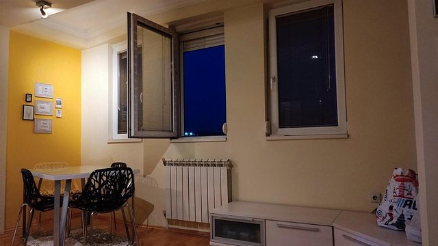 KOD.2092 SE IZDAVA namesten trosoben stan vo Rasadnik Kisela Voda
